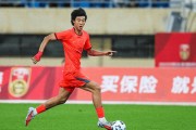 赵松源登场1分钟传射，助U17国足逆转，一记世界波打懵德甲劲旅